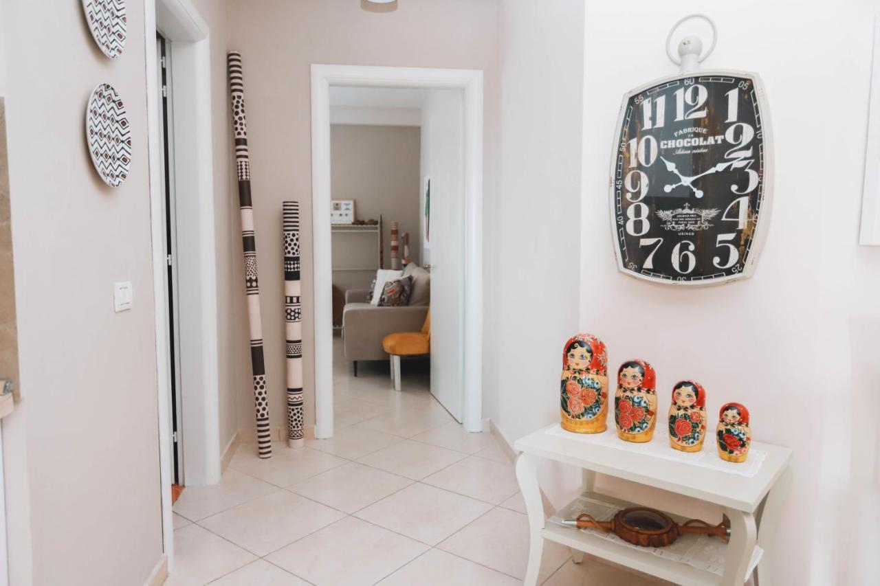 Large Apartment Near The Seaside Boulevard Lungomare Вльора Екстер'єр фото